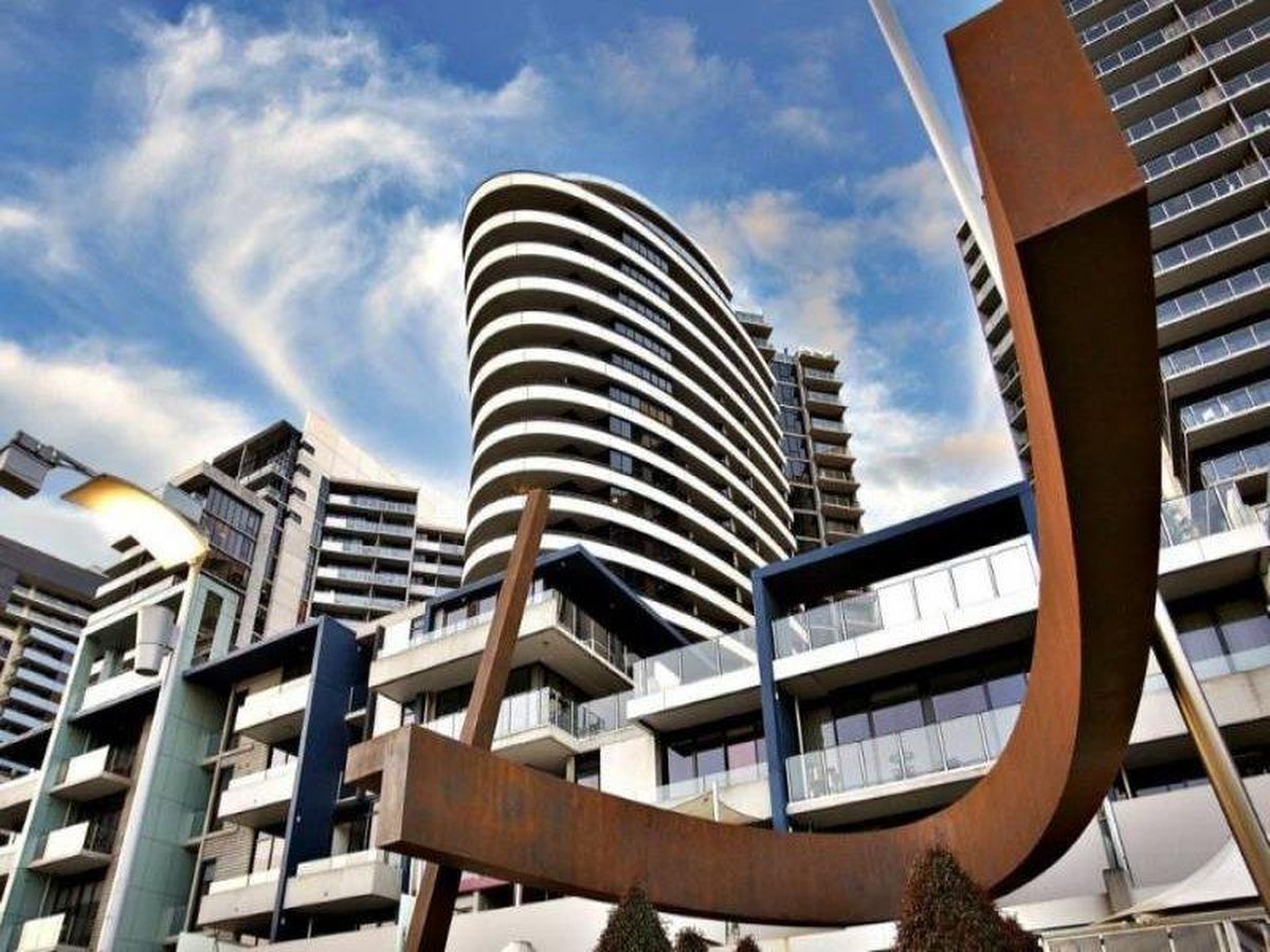 601/15 Caravel Lane, DOCKLANDS VIC 3008